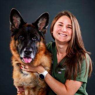 Dr. Alissa Phi